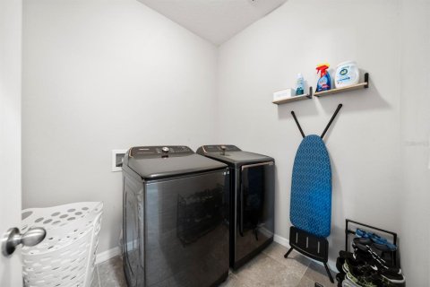 Casa en alquiler en Bradenton, Florida, 5 dormitorios, 347.92 m2 № 1917417 - foto 24