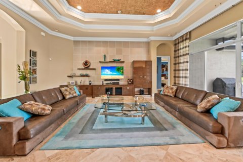 House in Boynton Beach, Florida 4 bedrooms, 263.66 sq.m. № 2188565 - photo 9