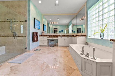 House in Boynton Beach, Florida 4 bedrooms, 263.66 sq.m. № 2188565 - photo 27
