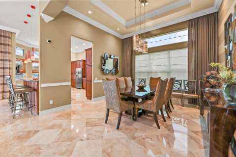 House in Boynton Beach, Florida 4 bedrooms, 263.66 sq.m. № 2188565 - photo 13