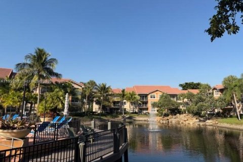 Condominio en venta en Coral Springs, Florida, 2 dormitorios, 91.42 m2 № 2056671 - foto 20
