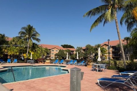 Condominio en venta en Coral Springs, Florida, 2 dormitorios, 91.42 m2 № 2056671 - foto 21