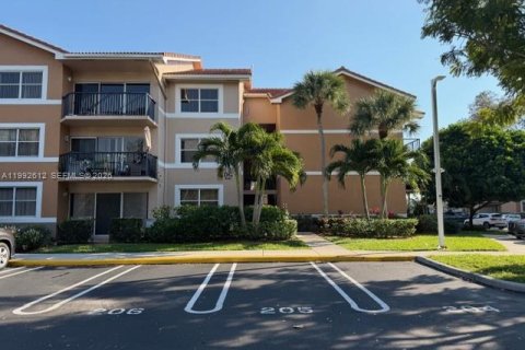 Condominio en venta en Coral Springs, Florida, 2 dormitorios, 91.42 m2 № 2056671 - foto 15