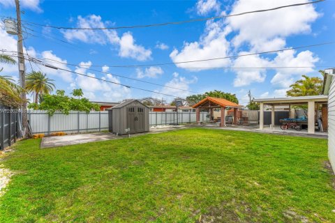 Купить виллу или дом в Майами, Флорида 2 спальни, 89.74м2, № 2068256 - фото 27