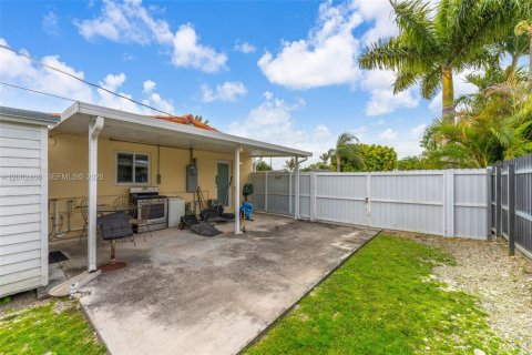 Купить виллу или дом в Майами, Флорида 2 спальни, 89.74м2, № 2068256 - фото 26