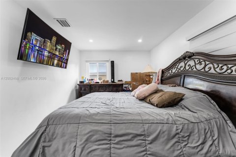 Купить виллу или дом в Майами, Флорида 2 спальни, 89.74м2, № 2068256 - фото 14