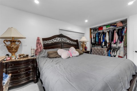 Купить виллу или дом в Майами, Флорида 2 спальни, 89.74м2, № 2068256 - фото 15