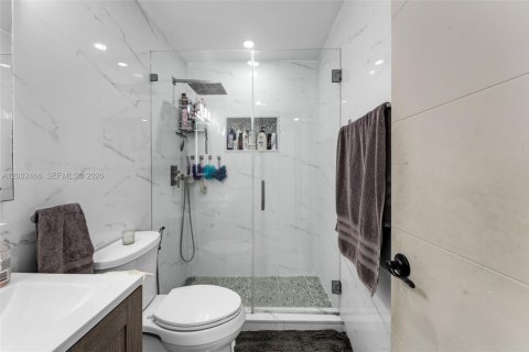 Купить виллу или дом в Майами, Флорида 2 спальни, 89.74м2, № 2068256 - фото 16