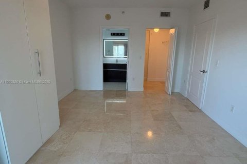 Condominio en venta en Miami, Florida, 2 dormitorios, 94.57 m2 № 1956133 - foto 14