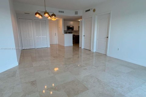 Condominio en venta en Miami, Florida, 2 dormitorios, 94.57 m2 № 1956133 - foto 3