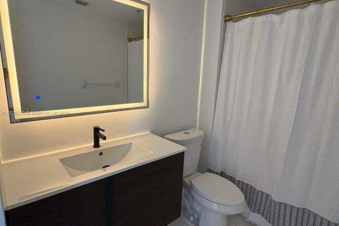 Condominio en venta en Miami, Florida, 2 dormitorios, 94.57 m2 № 1956133 - foto 8