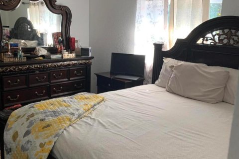House in Boynton Beach, Florida 3 bedrooms, 103.86 sq.m. № 2146862 - photo 7