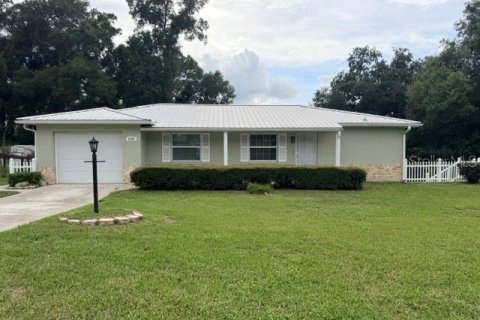 House in Lady Lake, Florida 3 bedrooms, 114.27 sq.m. № 2322321