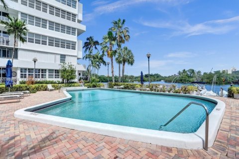 Condo in Fort Lauderdale, Florida, 1 bedroom № 2088592 - photo 4