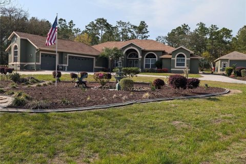 House in Beverly Hills, Florida 5 bedrooms, 284.93 sq.m. № 1614029 - photo 1