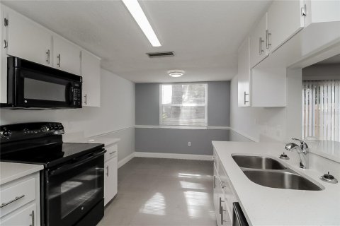 Casa en alquiler en Port Orange, Florida, 3 dormitorios, 150.41 m2 № 1769900 - foto 5