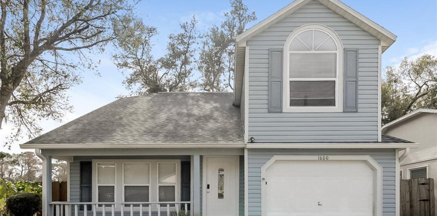Casa en Port Orange, Florida 3 dormitorios, 150.41 m2 № 1769900