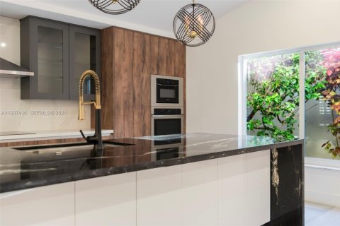 Casa en venta en Jupiter, Florida, 3 dormitorios, 218.6 m2 № 1995249 - foto 26