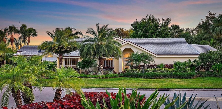 Casa en Jupiter, Florida 3 dormitorios, 218.6 m2 № 1995249