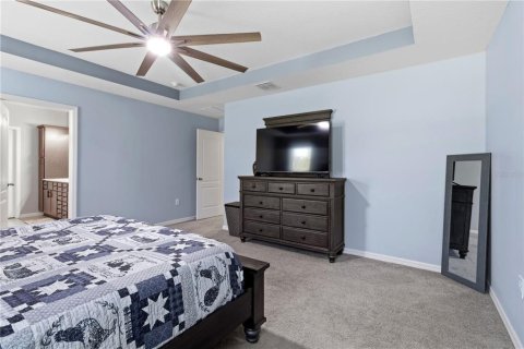 House in Weeki Wachee, Florida 4 bedrooms, 228.08 sq.m. № 2297248 - photo 30