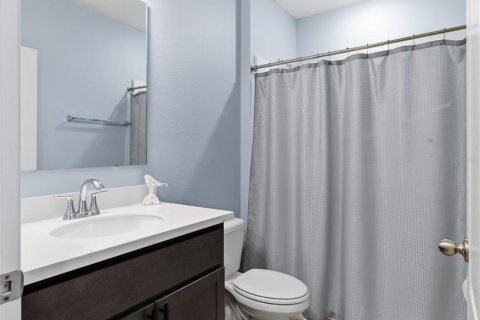House in Weeki Wachee, Florida 4 bedrooms, 228.08 sq.m. № 2297248 - photo 24