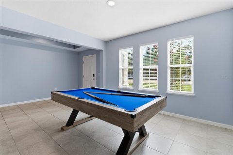 House in Weeki Wachee, Florida 4 bedrooms, 228.08 sq.m. № 2297248 - photo 7