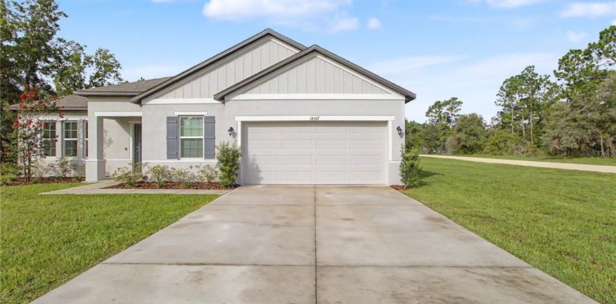 House in Weeki Wachee, Florida 4 bedrooms, 228.08 sq.m. № 2297248