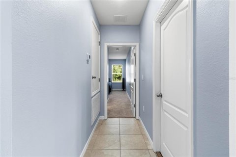 House in Weeki Wachee, Florida 4 bedrooms, 228.08 sq.m. № 2297248 - photo 23