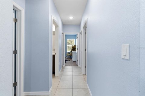 House in Weeki Wachee, Florida 4 bedrooms, 228.08 sq.m. № 2297248 - photo 27