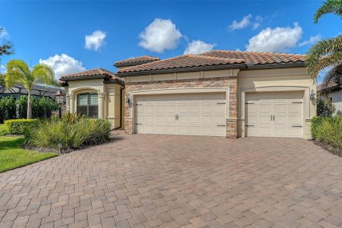 House in Lakewood Ranch, Florida 4 bedrooms, 207.73 sq.m. № 1841381 - photo 6