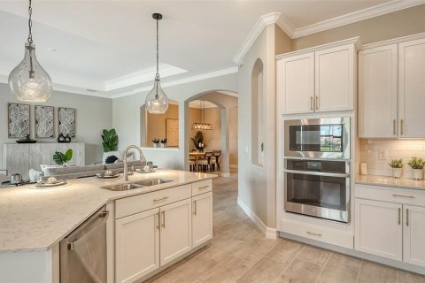 House in Lakewood Ranch, Florida 4 bedrooms, 207.73 sq.m. № 1841381 - photo 25