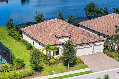 House in Lakewood Ranch, Florida 4 bedrooms, 207.73 sq.m. № 1841381 - photo 4