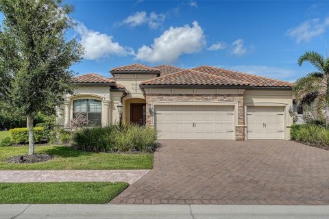 House in Lakewood Ranch, Florida 4 bedrooms, 207.73 sq.m. № 1841381 - photo 1