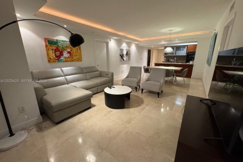 Copropriété à louer à Hallandale Beach, Floride: 3 chambres, 155.61 m2 № 2257437 - photo 5