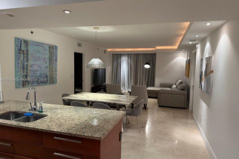 Copropriété à louer à Hallandale Beach, Floride: 3 chambres, 155.61 m2 № 2257437 - photo 9