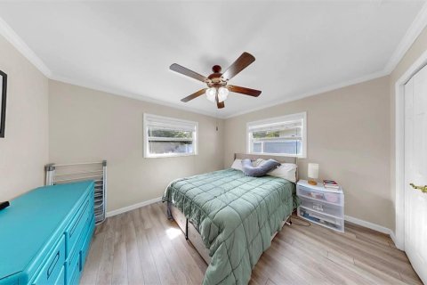 House in Clearwater, Florida 3 bedrooms, 118.17 sq.m. № 1854191 - photo 20