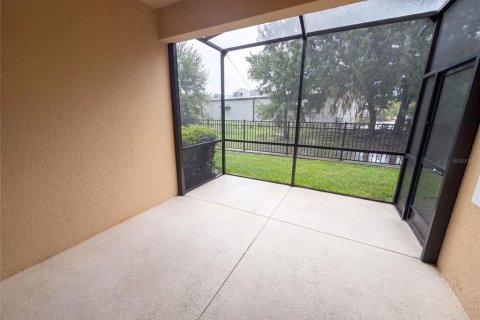 Touwnhouse à vendre à Wesley Chapel, Floride: 3 chambres, 162.39 m2 № 2314350 - photo 19