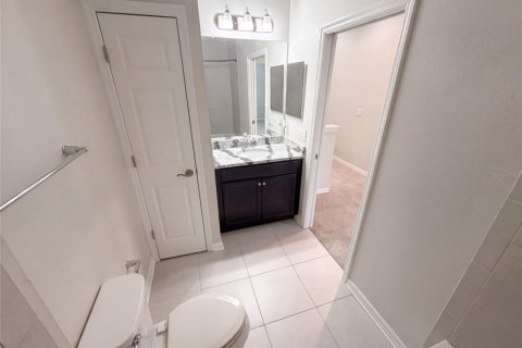 Touwnhouse à vendre à Wesley Chapel, Floride: 3 chambres, 162.39 m2 № 2314350 - photo 10