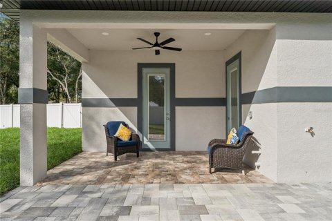 Villa ou maison à vendre à Apopka, Floride: 4 chambres, 185.25 m2 № 2425685 - photo 6