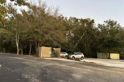 Immobilier commercial à louer à Land O' Lakes, Floride: 111.48 m2 № 2105131 - photo 12