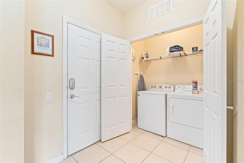 Купить кондоминиум в Орландо, Флорида 6 комнат, 103.31м2, № 1812830 - фото 16