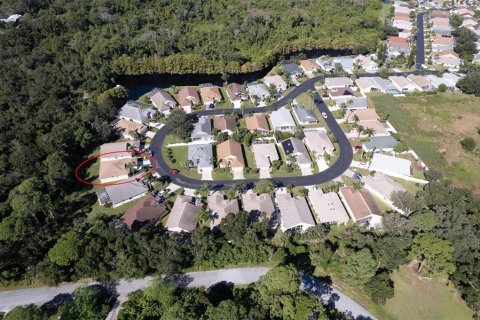 Villa ou maison à vendre à Sarasota, Floride: 3 chambres, 121.14 m2 № 2425880 - photo 8