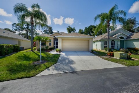 Villa ou maison à vendre à Sarasota, Floride: 3 chambres, 121.14 m2 № 2425880 - photo 5
