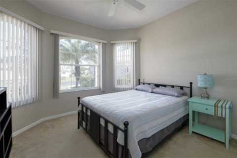 Villa ou maison à vendre à Sarasota, Floride: 3 chambres, 121.14 m2 № 2425880 - photo 24