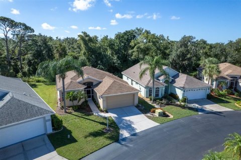 Villa ou maison à vendre à Sarasota, Floride: 3 chambres, 121.14 m2 № 2425880 - photo 6