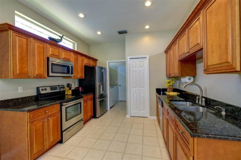 Villa ou maison à vendre à Sarasota, Floride: 3 chambres, 121.14 m2 № 2425880 - photo 19