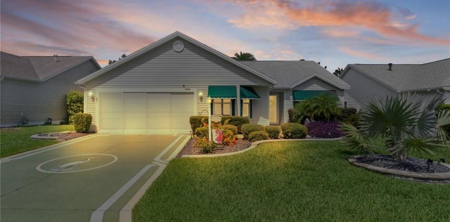 Casa en The Villages, Florida 3 dormitorios, 138.98 m2 № 1848114