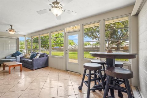 House in Sarasota, Florida 2 bedrooms, 131.55 sq.m. № 1787922 - photo 26
