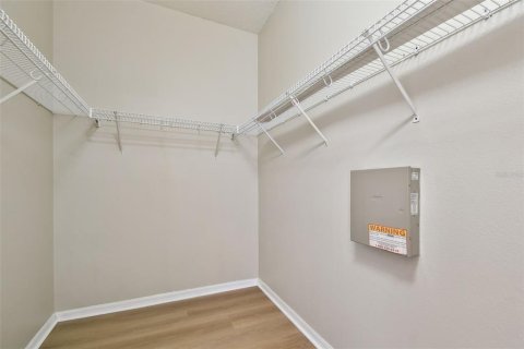 House in Trinity, Florida 4 bedrooms, 200.02 sq.m. № 1831169 - photo 26