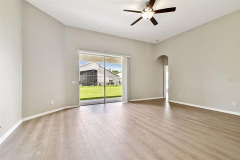 House in Trinity, Florida 4 bedrooms, 200.02 sq.m. № 1831169 - photo 11